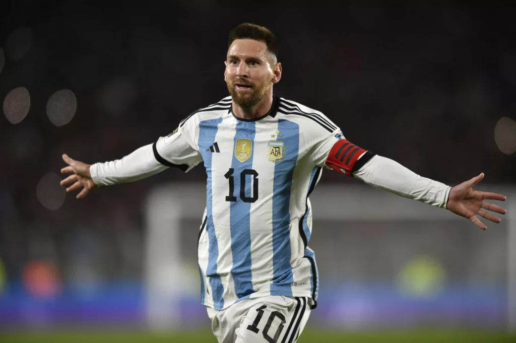 Lionel Messi gets stunning new mural in Buenos Aires to celebrate 1-year anniversary of Argentina’s 2022 FIFA World Cup win