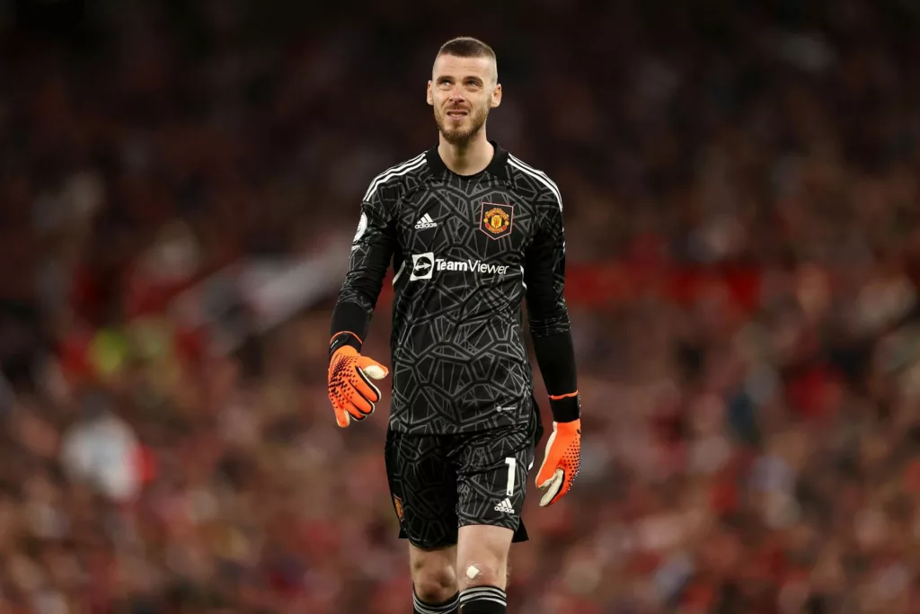 “Yeah, I would” – Alan Shearer tells Premier League side to sign former Manchester United goalkeeper David de Gea