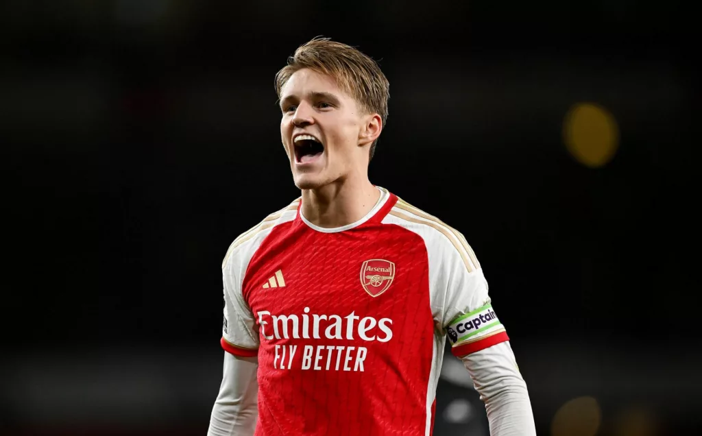 "When are you allowed to celebrate?" – Arsenal star Martin Odegaard hits back at Carragher after Liverpool icon's criticism of post-match celebrations