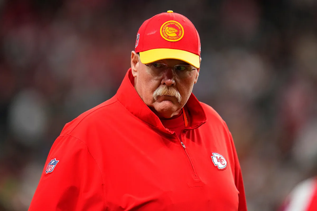 Pictures of a mustache-free Andy Reid surface online and fans are horrified